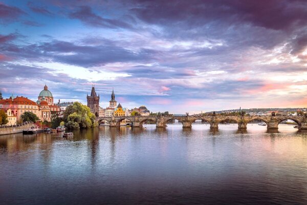 The Ultimate Weekend in Golden Prague: An Exclusive Plan for Luxury Seekers and Fine Dining Enthusiasts