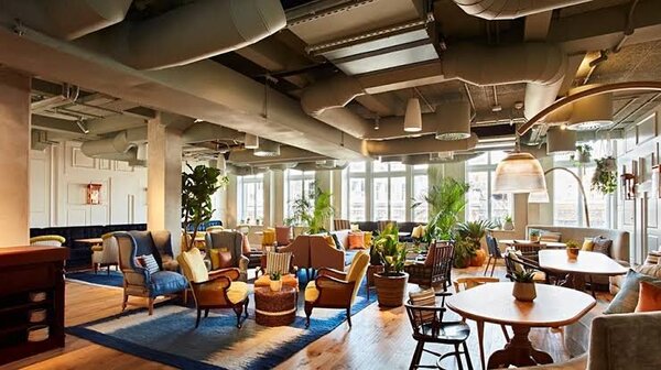 Accessing the Capital's Exclusive Social Clubs & High-End Concierge for Global Travelers